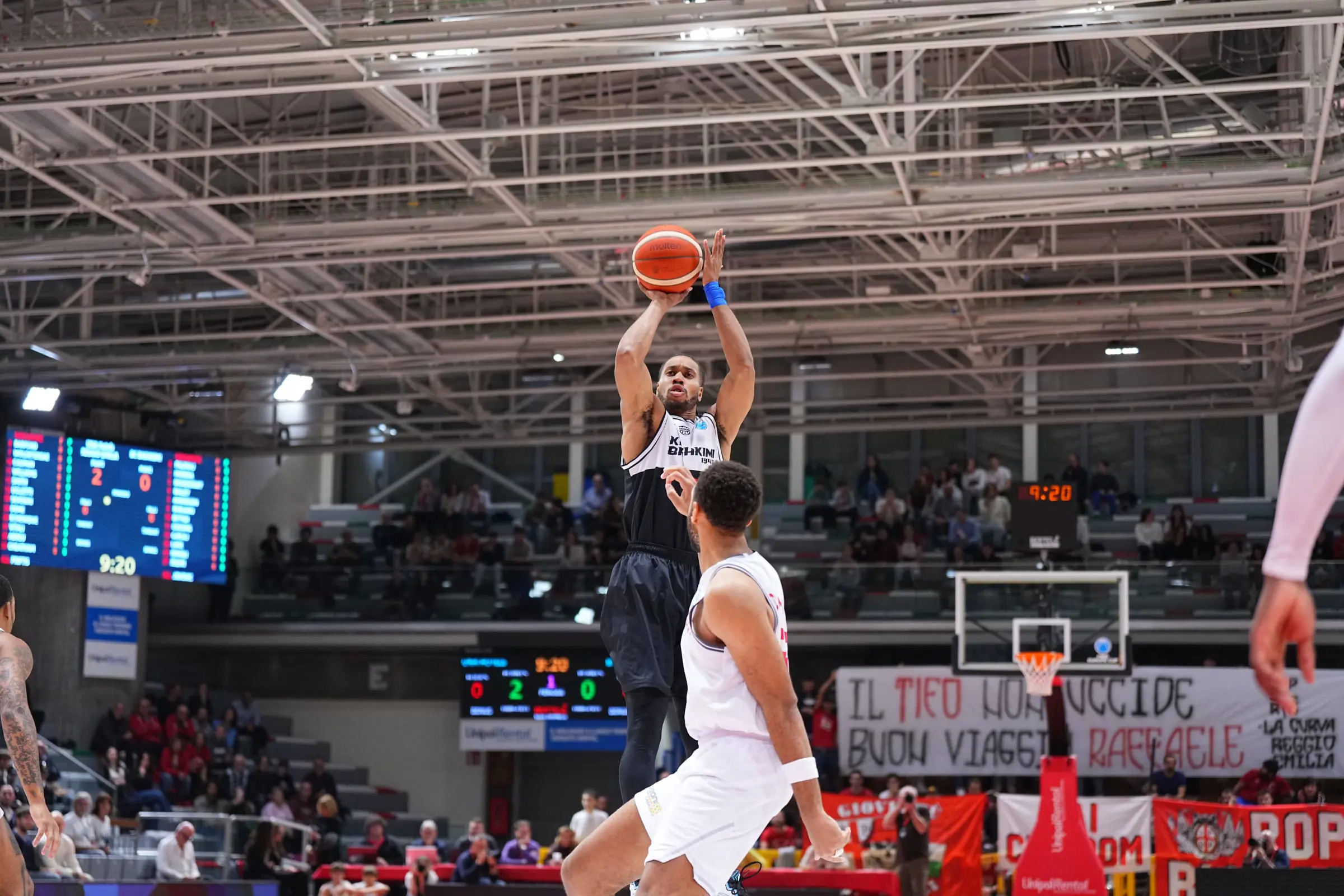 Pallacanestro Reggiana, e fortë për Bashkimin