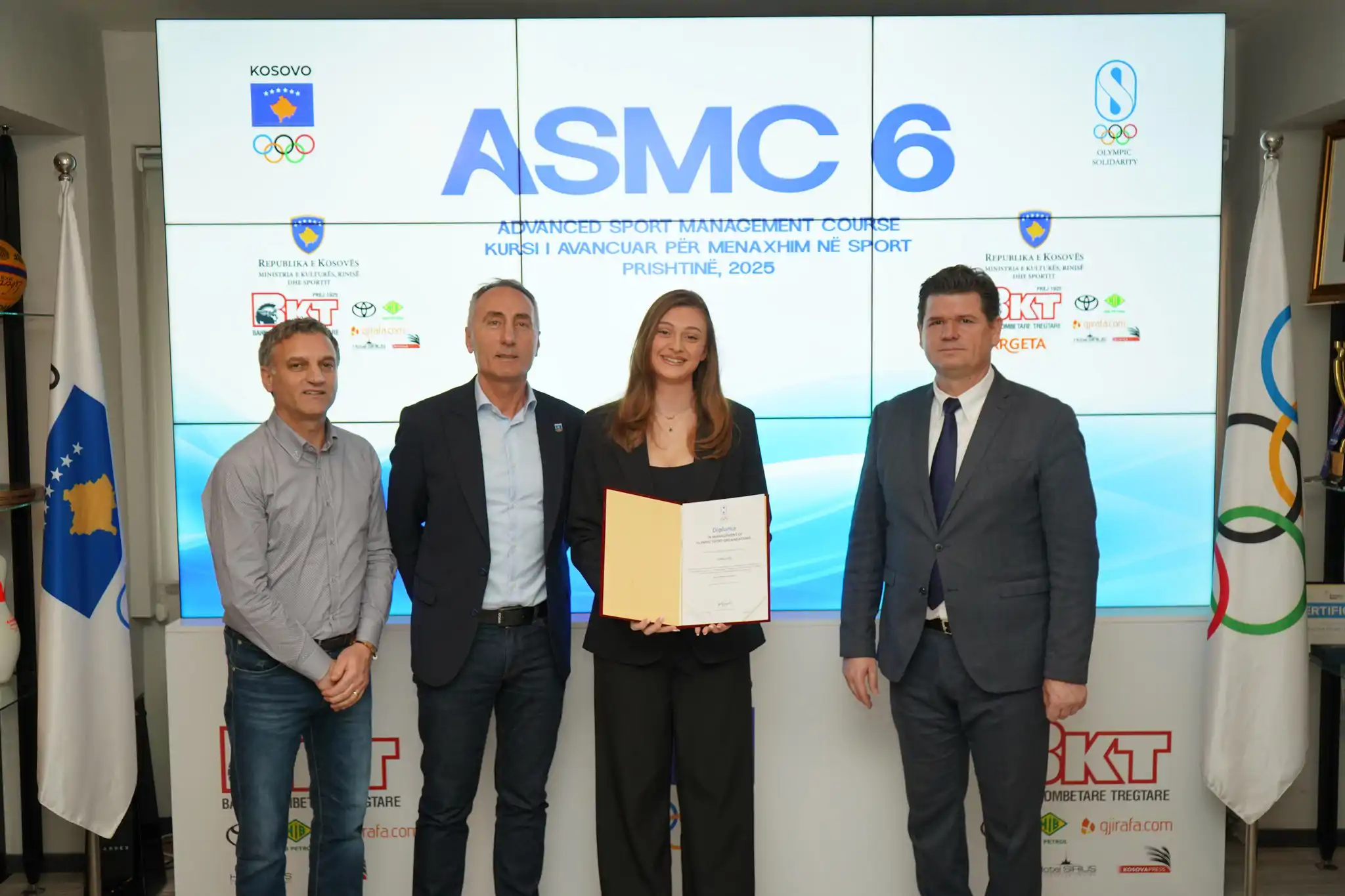 Diplomojnë zyrtaret e larta të FBK-së në kursin e ASMC-së